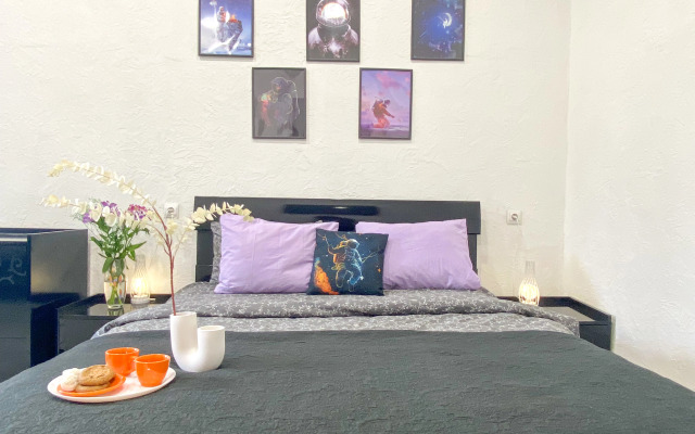 Апартаменты Счастье жить в центре Севастополя с балкончиком