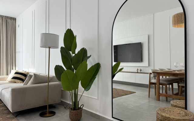 Бунгало Современное бунгало на берегу Средиземного моря