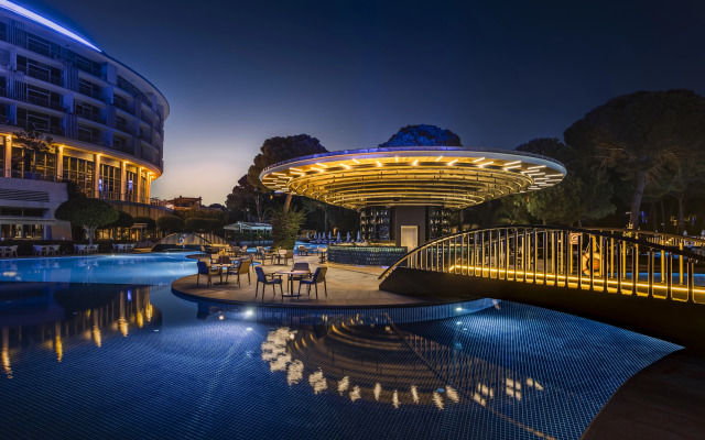 Calista Luxury Resort