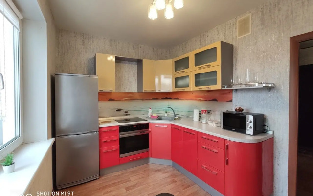 Апартаменты Титова 240/1