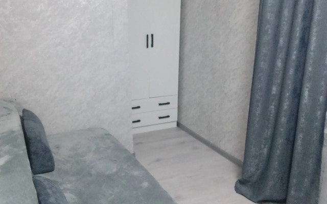 Квартира Уютная Двухкомнатная в Центре Города