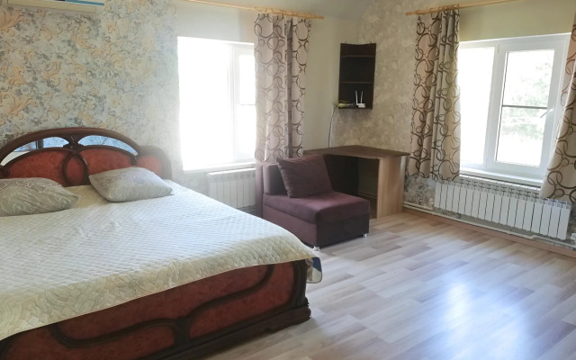 Private House s Terrasoy i Mangalom
