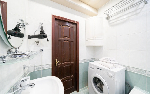 Квартира двухкомнатная ЛайлаТов на метро Варшавская рядом с НИИ Блохина