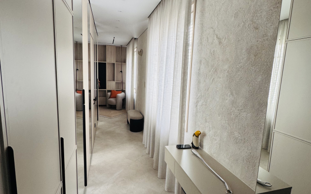 V Rybnoy Derevne Flat