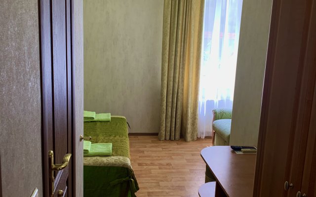 Romashka Guest House