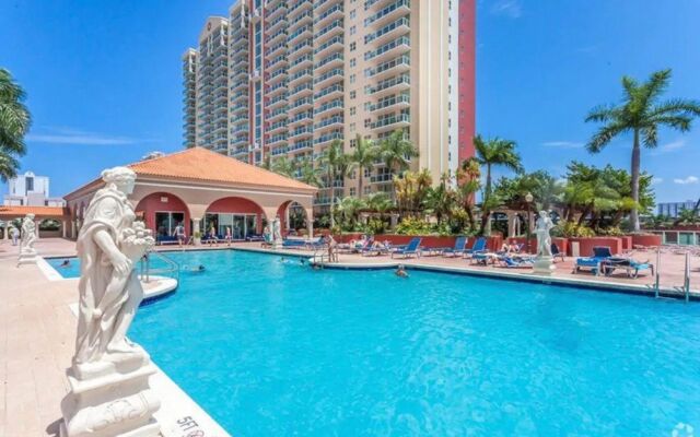 Intracoastal Yacht Club Apart-Hotel