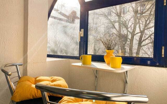 Happiness Live in the center of Sevastopol Apartment