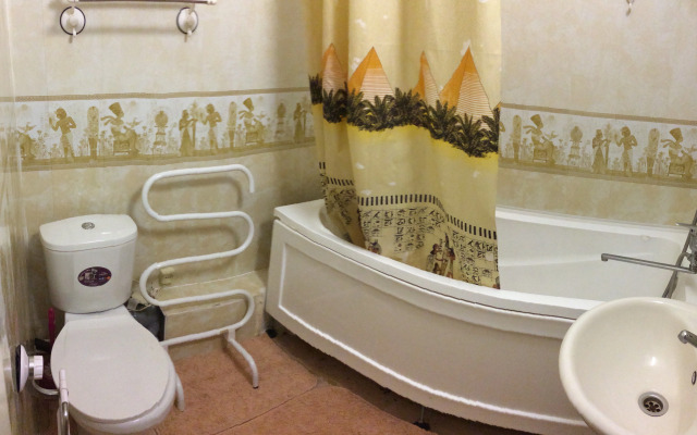 Апартаменты 2-х комнатная квартира на Ленина