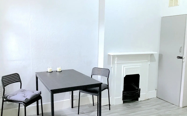 Maidstone Room Studio Central Private House