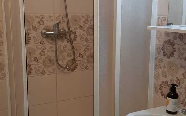 Studiya U Metro Ladozhskaya Flat