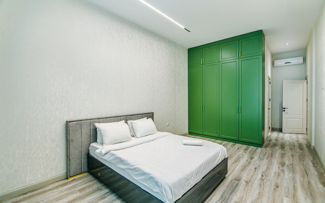 Luxury White in Nizami Street Apartments