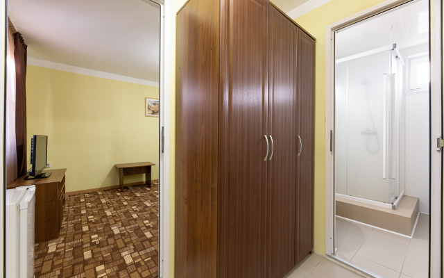 Viktoriya ONE Guest House