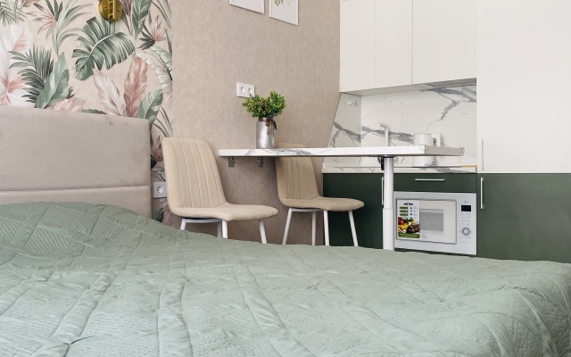 Monro Apartment