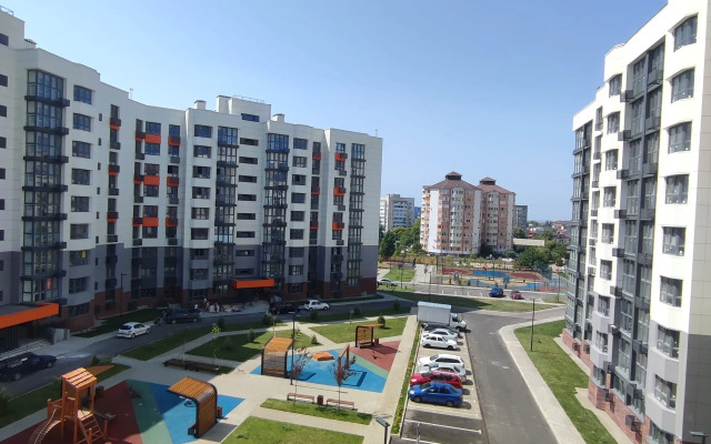 Ryadom S Naberezhnoy Flat
