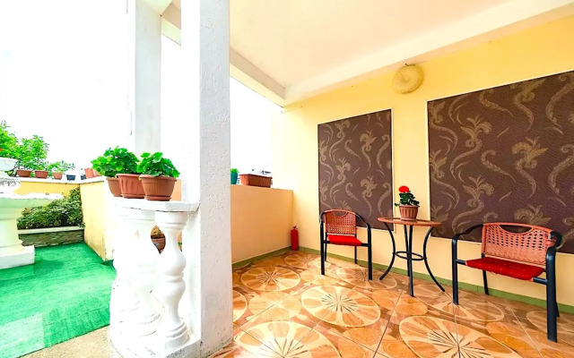 Rakhat Vardane Guest house