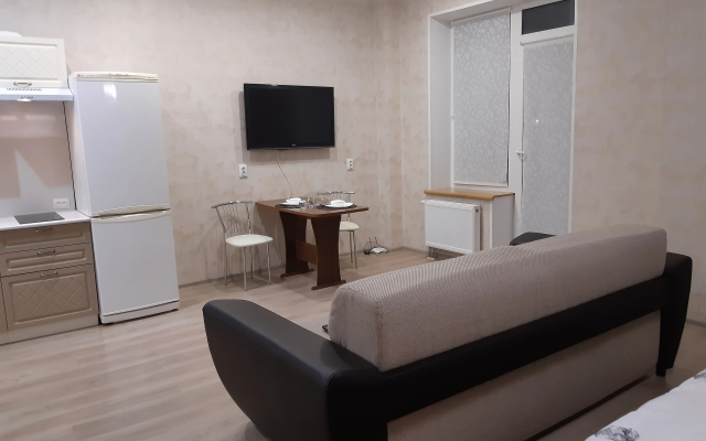 ZHK Mankhetten Flat - Apartment in تشيليابنسك - Photo 5