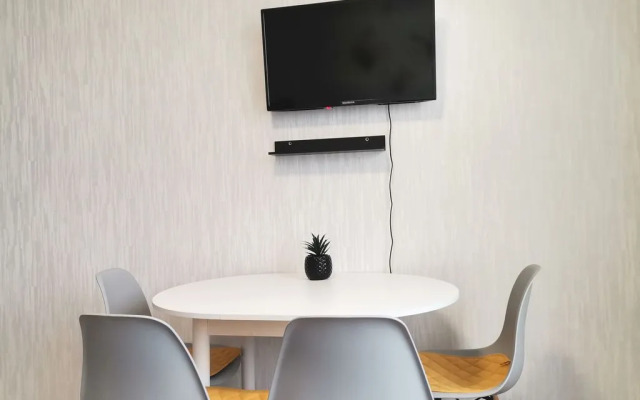 Flat a good eurodvushka on Saphirnaya street, 13