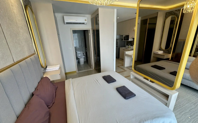 Belavyyu Lagun Apartments