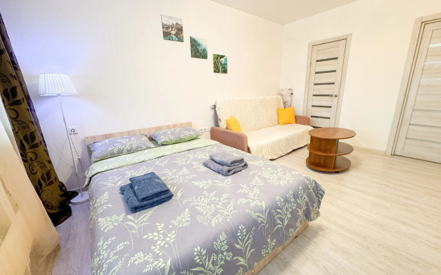 S zaseleniem 24/7 luchshiy servis posutochno 50 Flat
