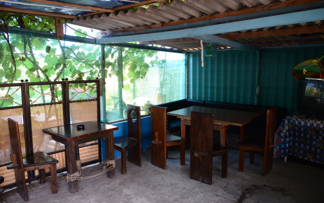 Tri Kita Guest House