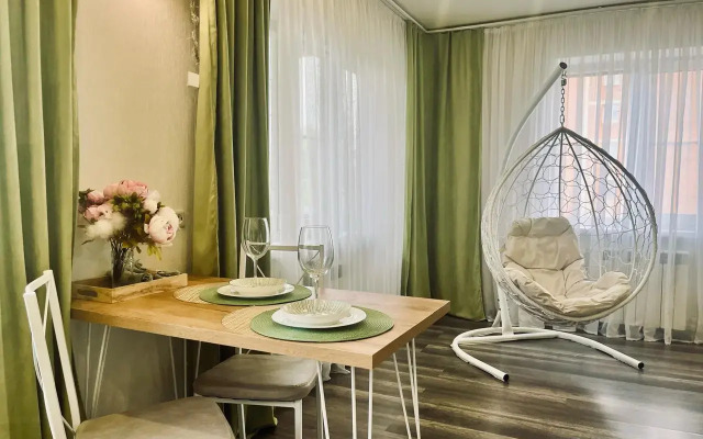 S Romanticheskim Nastroyeniem Flat