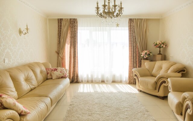 Malenkaya Italiya Guest House