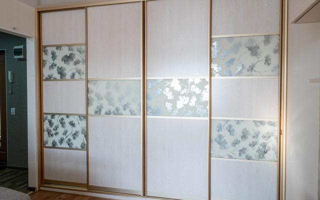 Апартаменты Двухкомнатные на Шелеста 112