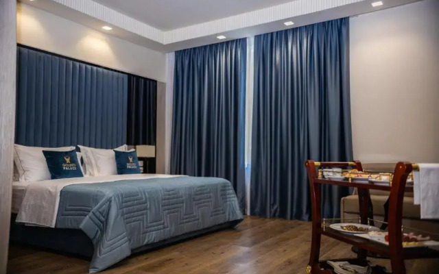 Golden Palace Hotel