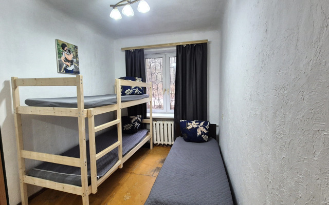 Квартира 2х Комн на Оранжерейной