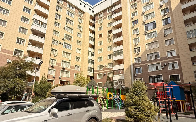 Na Prospekte Kunaeva 36 Blok B Apartments