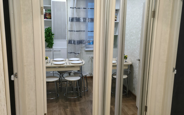 Na Raduzhnoy 11 Flat