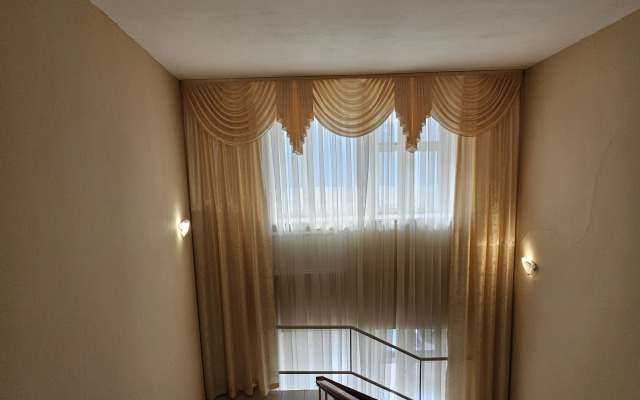 Отель Маски