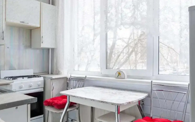 Квартира на Большевиков 5