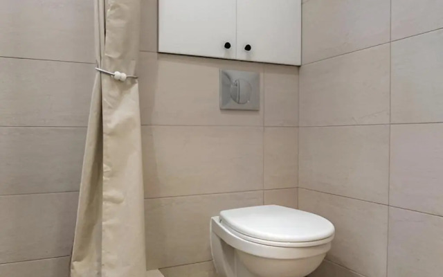 Ryadom s Aeroportom Flat