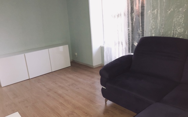 Uyutnaya 3-kh Komnatnaya Flat