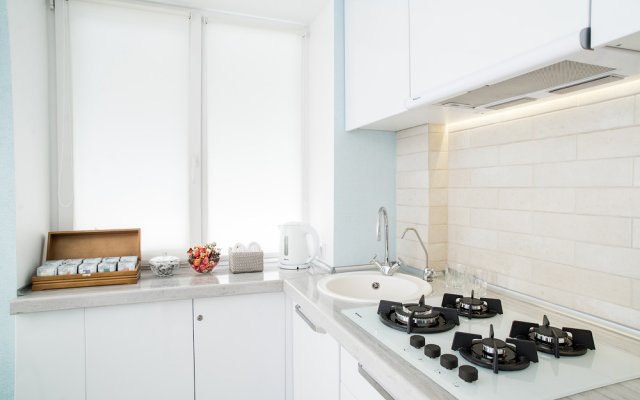 Апартаменты Тихая студия 38кв.м,напротив Центрального Парка,вокзал пешком