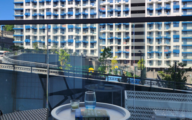 S Balkonom V Zhk Kislorod Flat