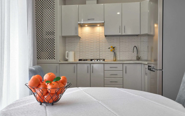 Na Ulitse Dekabristov 37b Flat