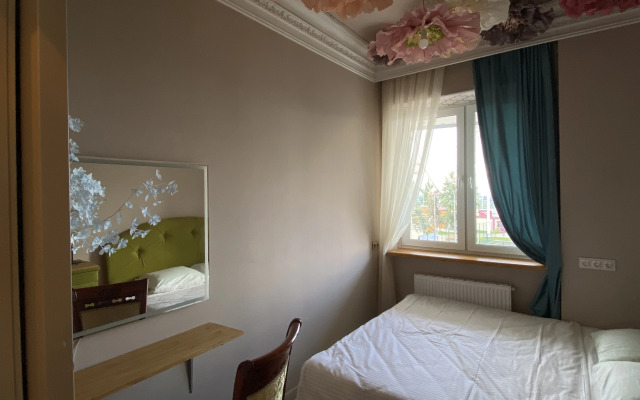Love Day Flat
