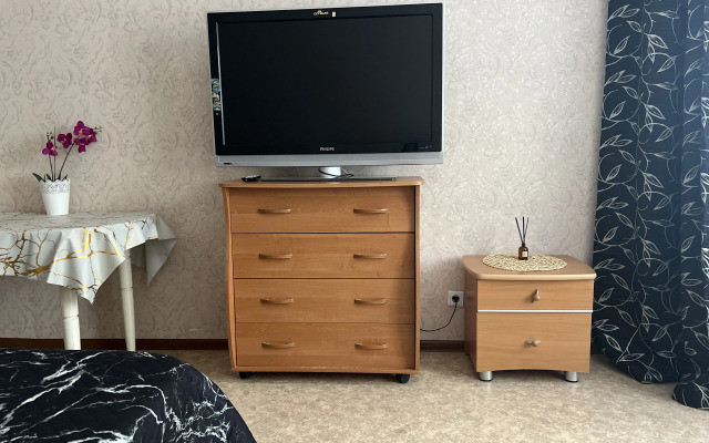 Geroyev Samotlora 21 Flat