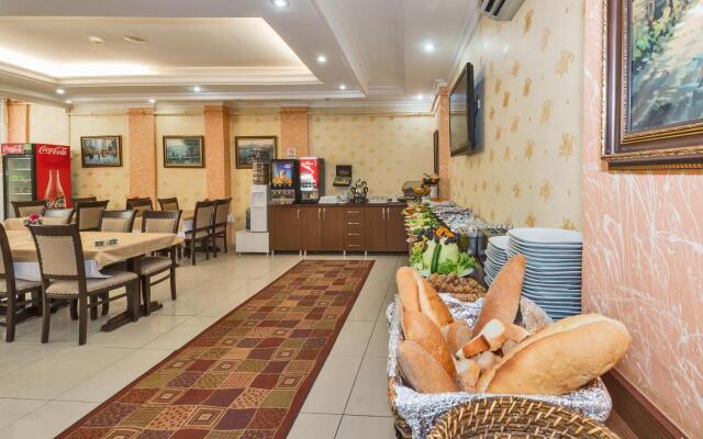 May Hotel