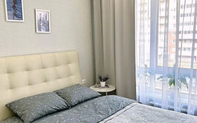 Uyutnaya V Novom Rayone Goroda Flat