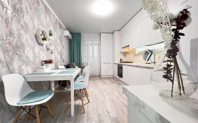 V Prekrasnom Novom Zhk Levoberezhye Flat