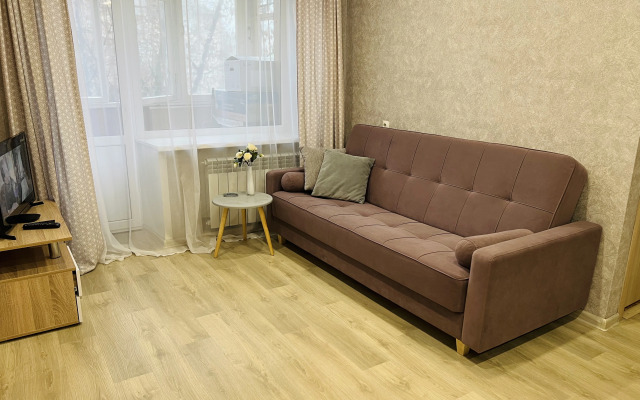 Dvushka na Kalinovskoy tsentr Flat