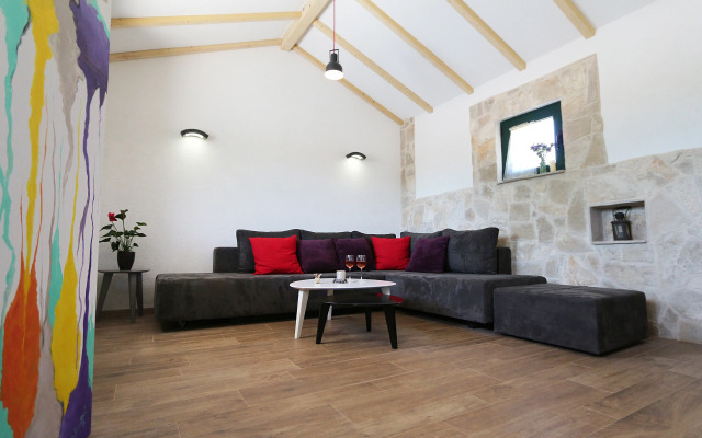 Вилла Villa with pool near Makarska