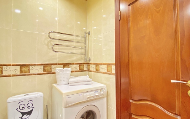 Apart-Comfort Dvuhurovnevye na Volzhskoj Naberezhnoj 49/1 Apartment