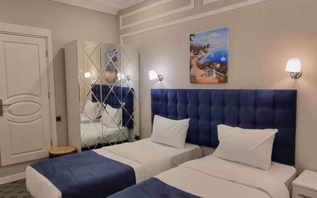 Retro Art Boutique Hotel