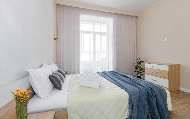 The City Light Flat