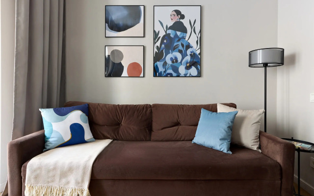 Yevrodvushka U Morya Flat