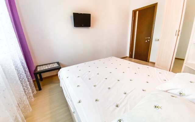 Luchshiy Servis Posutochno 50 Apartments